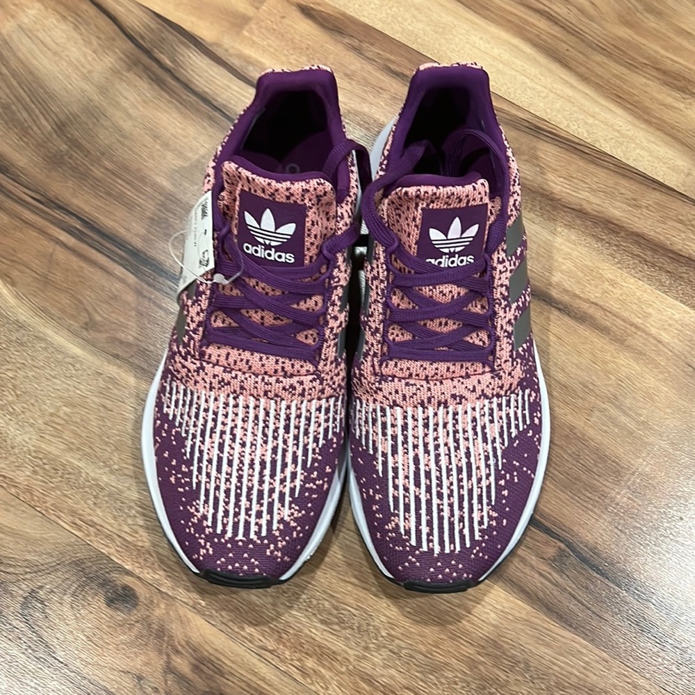 Adidas Swift Run Purple/white/pink Size 8 NWT